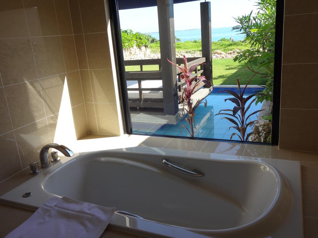 Konpeki The Villa All Suite Miyako-jima Luaran gambar